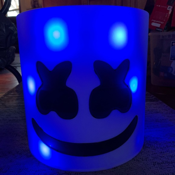 DJ Marshmello Premium Light Up LED Adjustable Helmet Spirit Halloween - Picture 6 of 9